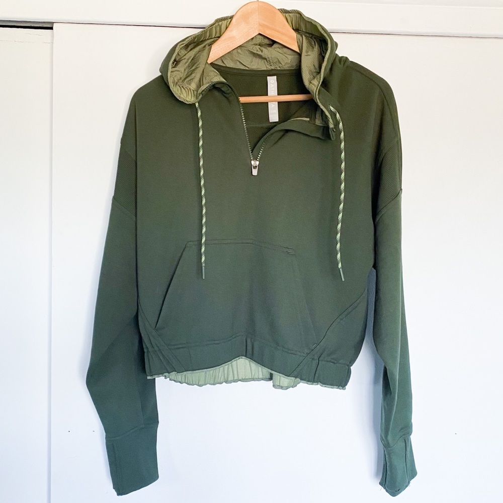 LIKE NEW - Athlete Ascend Warm Up Hoodie
